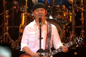 《活着》让我知道郝云有吉普车，《雪子》让我知道他有这么个老婆