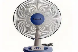 风扇越吹越热？教你一招，吹出来的风比空调还凉爽，早学早受益视频封面