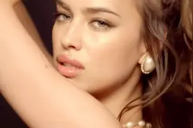 维密天使【Irina Shayk】伊莉娜·莎伊克视频封面