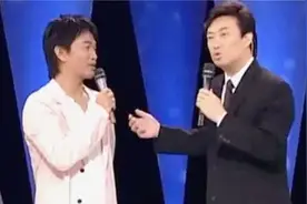 当费玉清遇上吴宗宪，两人台上搞笑比起大小，江蕙：我说的是年龄视频封面