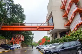 实拍江苏唯一的综合性艺术院校，居然还有白宫和钟楼，好羡慕！视频封面
