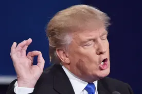 特朗普到河内感叹高楼：发推文朝鲜若弃核可同样实现繁荣视频封面