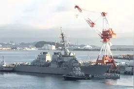 每日军评|扩建新干船坞的三亚基地，能永久部署国产航母吗？视频封面
