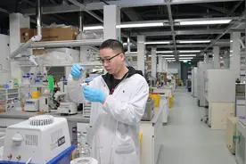 探访深圳湾实验室！为全球健康事业贡献深圳力量视频封面