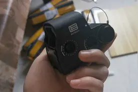 无修饰展示真正国产全息EOTECH，效果和军用一样，这就是国产力量视频封面