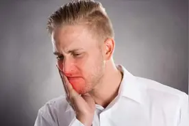 单侧咀嚼居然有这么多危害？快来看看该如何改正！视频封面