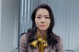 李娜低调为武汉捐款300万，事业傲人的她，与丈夫感情令人羡慕视频封面