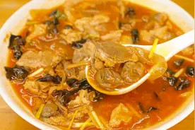 地道的老豫菜：西辣羊肉，边吸溜嘴边吃，老乡们快来拿拿味