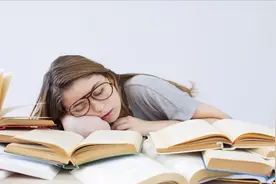 白天爱打盹睡一会就好，是真的吗？