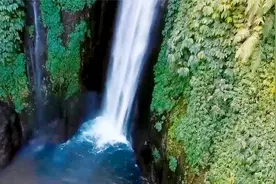 人的一切烦恼都来自于执着。我们过于执着什么，就会被什么所骗。视频封面