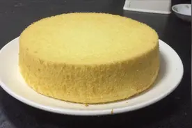 1碗面粉5个鸡蛋，教你做戚风蛋糕，松软不回缩，学会不用外面买了