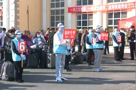 如约而至“插秧专列”  连续24年驶向三江平原视频封面