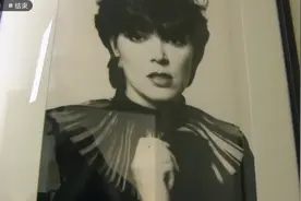 卡戴珊妈妈年轻时真漂亮，也是大美女一枚