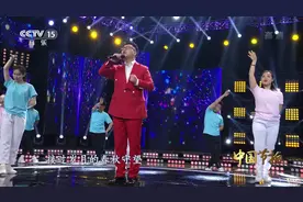 歌曲《梦想星光》 演唱：周澎 舞蹈：GCW舞团