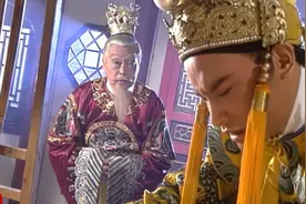 焦恩俊七侠五义高清修复：襄阳王成功博取皇帝信任，暗中追杀太子视频封面