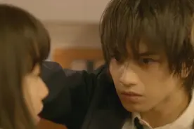 我才不会对黑崎君言听计从：霸道校草和温柔天使同时爱上丑小鸭视频封面