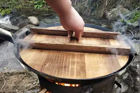 牛身上最好吃的部位，小伙买12斤，大铁锅炖上2小时，出锅看饿了视频封面