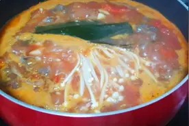 番茄火锅汤底的家常做法，原汁原味健康美味，煮面火锅都好吃视频封面