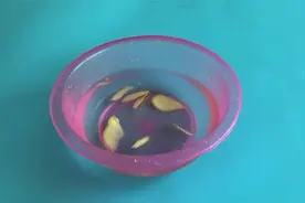 头发总是掉该怎么办？洗头发时水中加点它，头发越洗越多视频封面