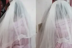 外地新娘远嫁婚礼现场无家人，独自堵门背影凄凉，网友却纷纷祝福视频封面