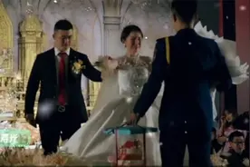 五年未见的兵弟弟一身戎装出现在姐姐婚礼现场，姐姐瞬间泪视频封面