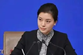 高能回顾！看译员张京如何翻译杨洁篪16分钟临场发言视频封面