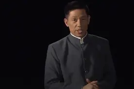 孙中山坚持用青天白日旗，做国民党军旗，是为纪念这个人视频封面