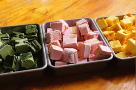 自制网红小吃厚切炒酸奶，种类多，味道棒，自己在家就可以做