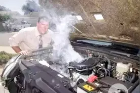 为何老车发动机容易高温？老修理工告诉你，不要盲目维修视频封面