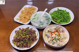 橙子特意腌了好多鱼干，还做了清炖龙趸，可是孩子最爱虾皮炒蛋