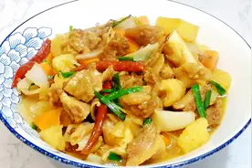 牛腩新吃法，先煮后压再红烧，肉筋软烂，香味扑鼻，做法很特别