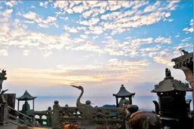 持续发光118年的灯泡，从未熄灭，为什么这么耐用！视频封面