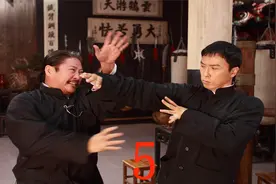 叶问以咏春战胜外国拳王，再次挽回国人尊严！视频封面