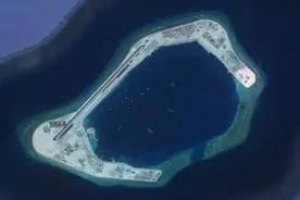 “渚碧礁”中国驻守的南沙区域三大基地之一，周围形势处境孤单视频封面