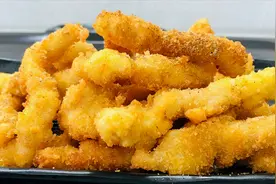 想吃鸡柳自己做，教你简单又家常的做法，出锅外脆里嫩，好吃不腻