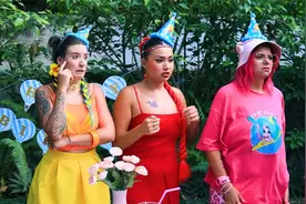 每种颜色都代表一种魔法！来看魔法精灵都有什么样的神奇力量吧~视频封面