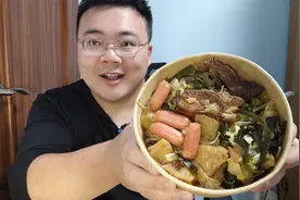 花园桥地区外卖分享，量大实惠管饱2斤烩菜拌饭，最低不到12块钱视频封面