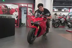 最便宜的杜卡迪仿赛，还是比思域贵！视频封面