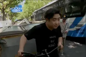 明星体验基层工作名场面，乔杉化身破烂王，勤恳工作无怨言