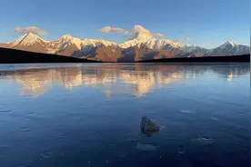 iPhone 12 Pro Max 手持拍摄的视频样片，原片无调色视频封面