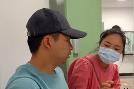 小妞带型男去医院做肠胃镜，全程忐忑不安，人生又多了一次体验