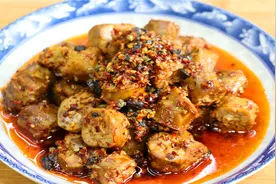 川菜师傅教你秘制鸭脖，自己制作吃起来更放心，比买的要好吃多了