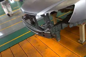 没后防撞钢梁的车子可以买吗？里面猫腻大，准备买车的最好搞清楚视频封面