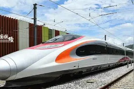 内地58个城市可坐高铁直达香港，深圳14分钟就能到达香港