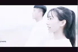 还记得17岁的自己和17岁喜欢过的人吗视频封面