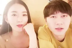 小小酷哥约会开法拉利跑车的富婆美女小姐姐吃饭视频封面