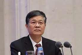 减少反复查询、遏制网络倒票！12306候补购票兑现率达76.8%！视频封面