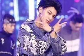 黄子韬吐槽妈妈追自己剧时的反应：老盼着我死视频封面