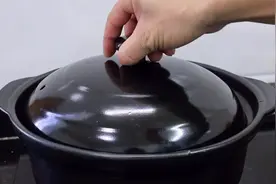 广东人节后煲汤有讲究，手把手教你一锅，汤鲜肉香温补养生又好喝视频封面