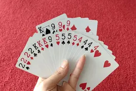 底牌99K凑出了神牌，小姐姐欣喜若狂，可还是低估了农民的实力视频封面